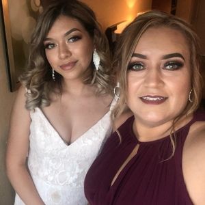 Meet your Posher, Ana